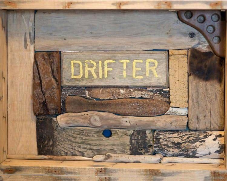 Driftwood Inn Saint Saviour Екстериор снимка